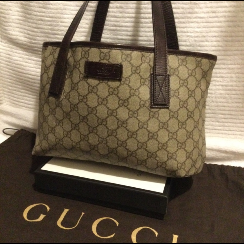 Gucci leather bag